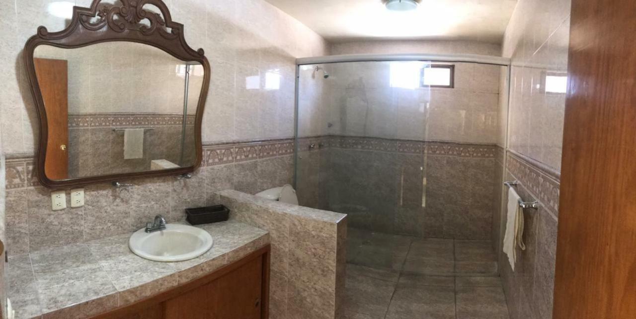 Casa Zul; Cafe Hostal En Lagos De Moreno, Jal. المظهر الخارجي الصورة